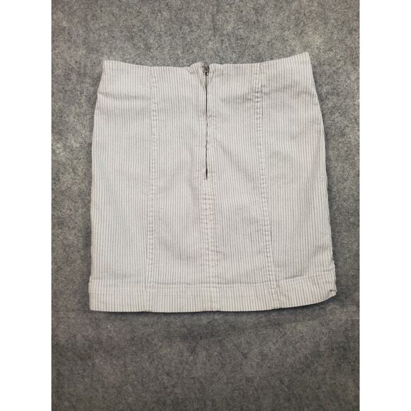 Women's Free People White & Black Pinstripe Mini Skirt Size 0 Stretchy - Picture 2 of 7